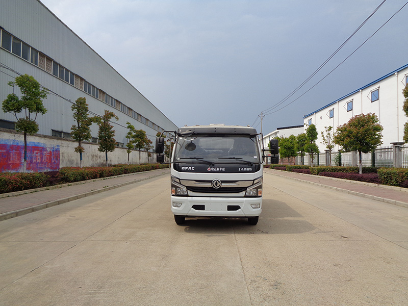 XZL5080ZZZBEV型純電動自裝卸式垃圾車