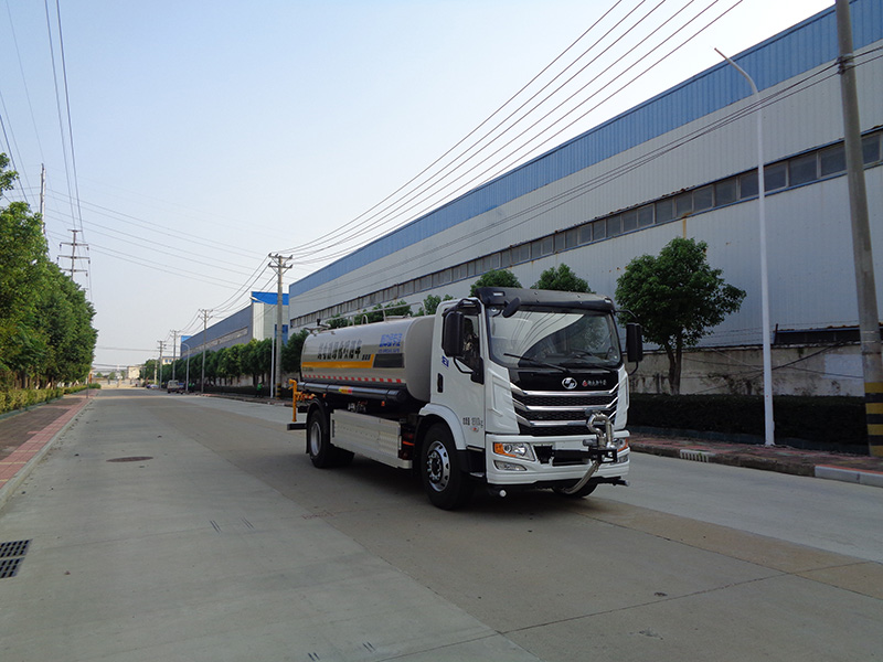 XZL5180GPSBEV型純電動(dòng)綠化噴灑車(chē)