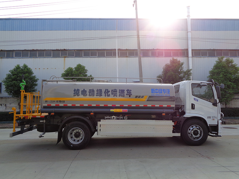 XZL5180GPSBEV型純電動(dòng)綠化噴灑車(chē)
