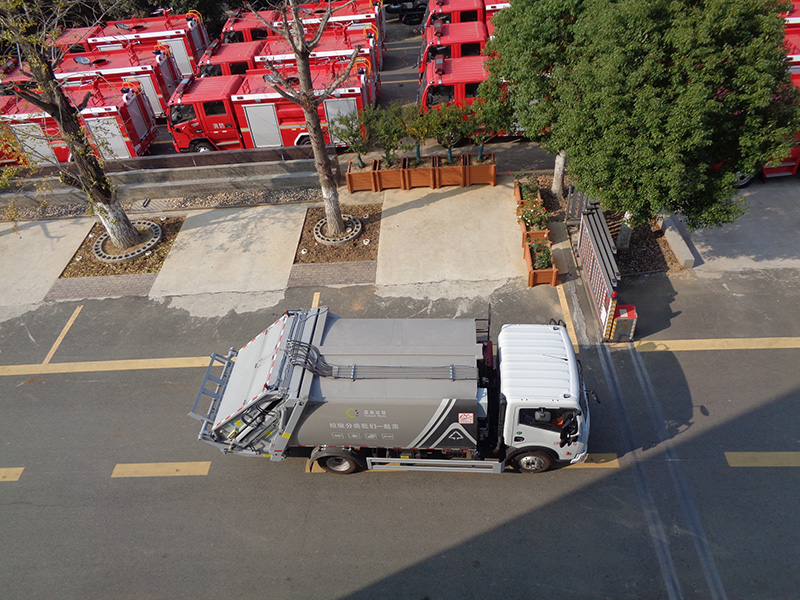 XZL5090ZYS6型壓縮式垃圾車(chē)
