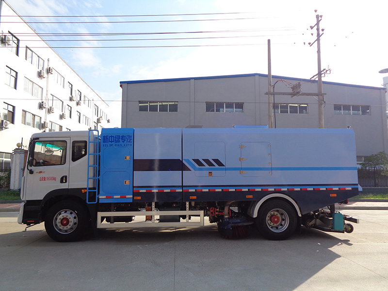 XZL5180TXCBEV型純電動(dòng)吸塵車(chē)