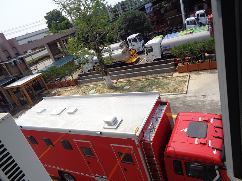 XZL5160XLY6型淋浴車