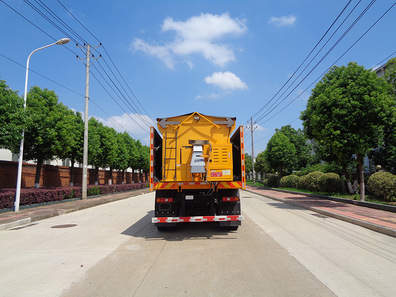 XZL5250TCX6型除雪車(chē)