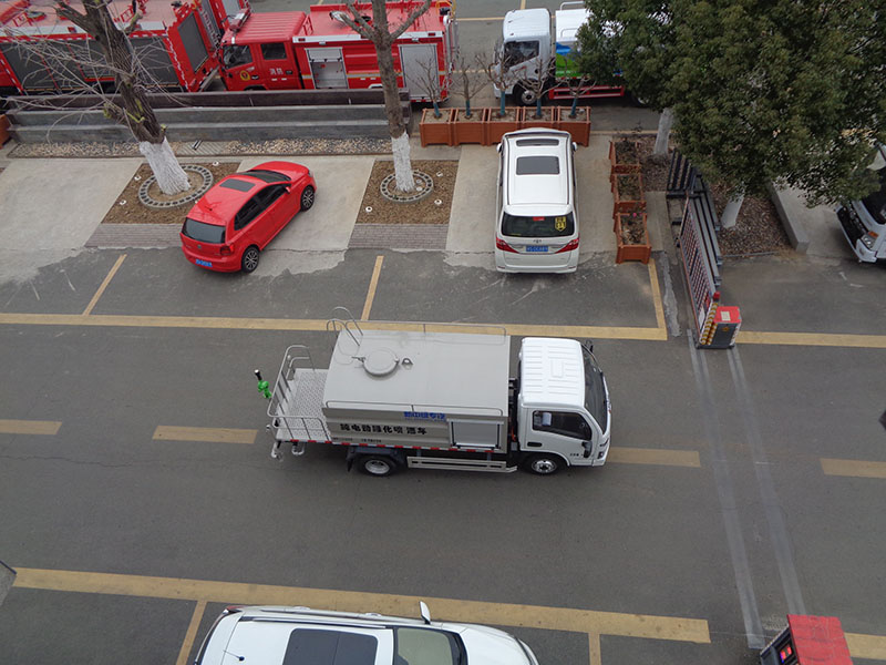 XZL5040GPSBEV型純電動(dòng)綠化噴灑車(chē)