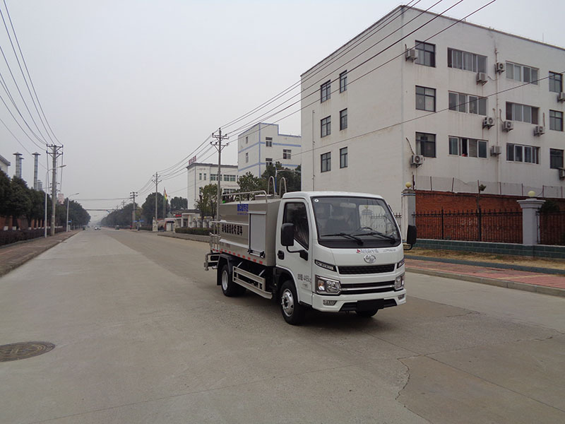 XZL5040GPSBEV型純電動(dòng)綠化噴灑車(chē)