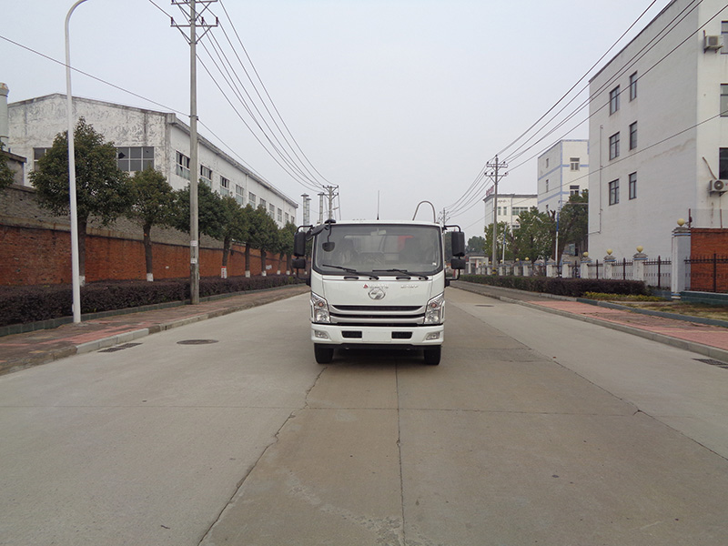 XZL5125ZYSBEV型純電動(dòng)壓縮式垃圾車