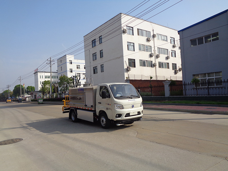 XZL5041GPSBEV型純電動(dòng)綠化噴灑車